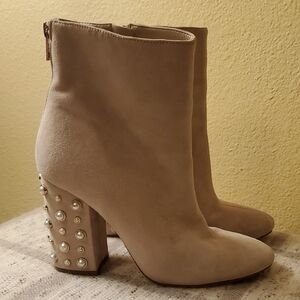 Ivanka Trump Beige Heeled Boots with Pearl Details Sz 8
